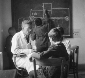 Hans Asperger with a child with "autistic psychopathy"